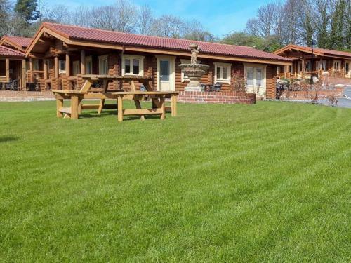 Hadrian Lodge