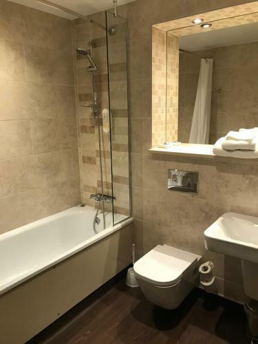Hotel The Troll Cart Wetherspoon