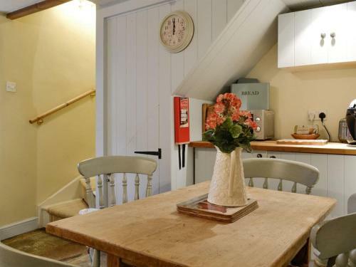 Whisper Cottage