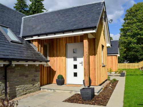 Kenmore Lodge