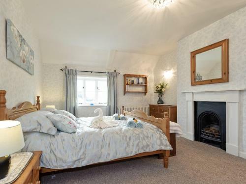 Low Farm Cottage