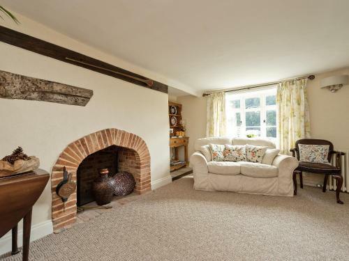 Low Farm Cottage