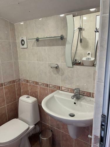 Hostal Stedi Guest Rooms