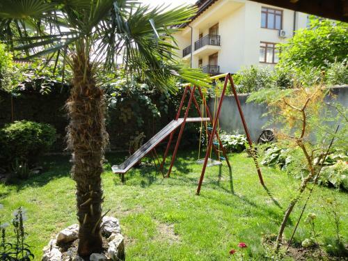 Hostal Lefterovi Guest House
