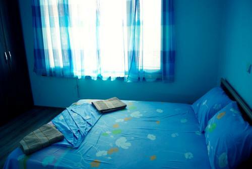 Hostal Kastela Guest House