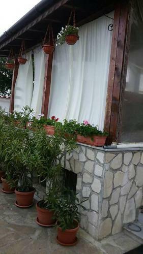 Hostal Ianakiev Guest House