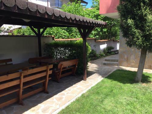 Hostal Guest House Briz