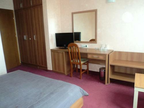 Hotel 007