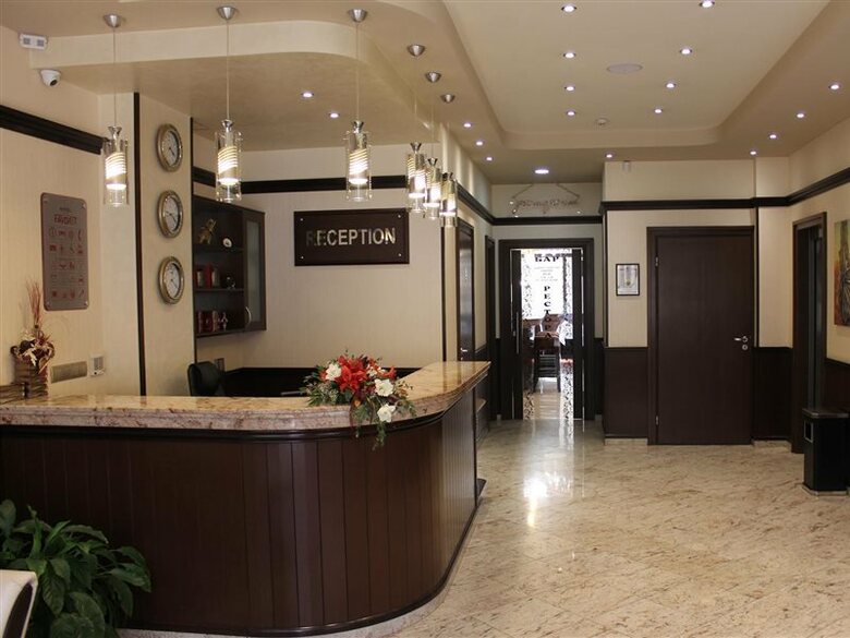 Favorit Hotel