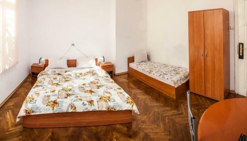 Ivani Apartments
