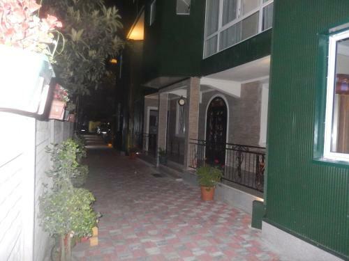 Hostal Guest House Deme