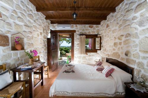 Hostal Yiannis Retreat