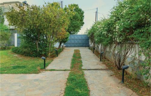 Four-bedroom Holiday Home In Kato Diminio