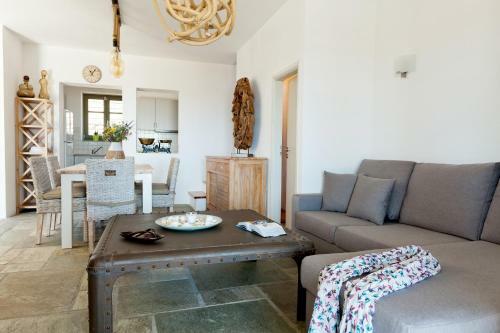 Sea & Stone Villas