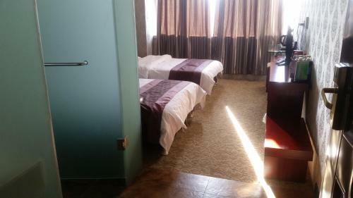 Ruilong Business Hotel