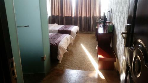 Ruilong Business Hotel