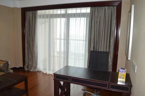 Lao Cuo Zhai Ren Apartment