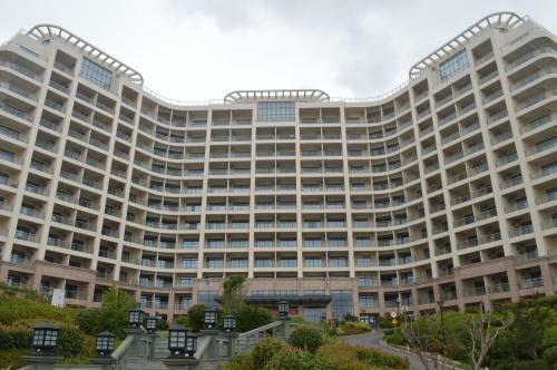 Lao Cuo Zhai Ren Apartment