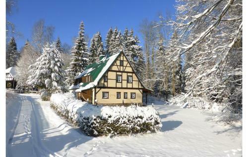 Three-bedroom Holiday Home In Auerbach/grunheide