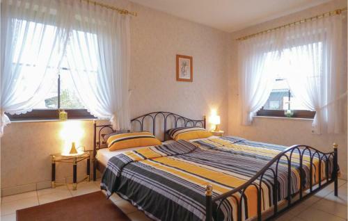 Two-bedroom Apartment In Dollendorf