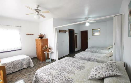 Three-bedroom Holiday Home In Murcia