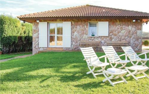 Three-bedroom Holiday Home In Antromero