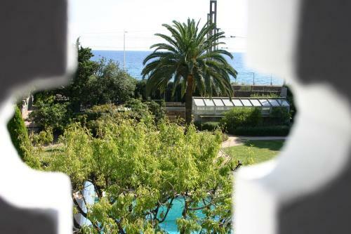 Hostal Villa Belle Rive
