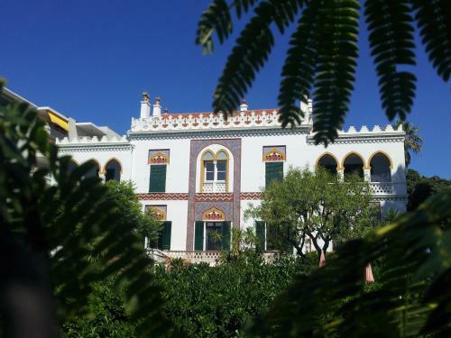 Hostal Villa Belle Rive