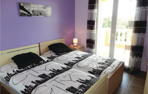 Five-bedroom Holiday Home In Valmascle