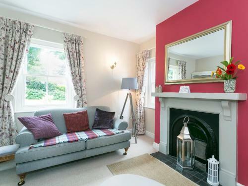 Hill Farm Cottage