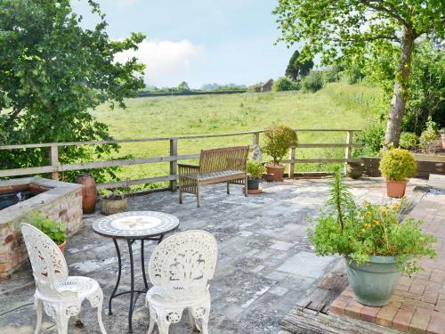 Green Oak Cottage