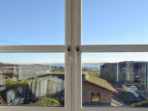 Sea View Apartment