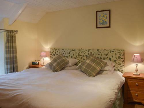 Cwm Howell