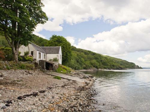 Artillgan Cottage
