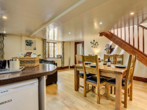 Holiday Home Ty Cart