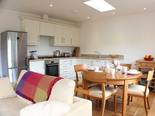 Broomley Cottage