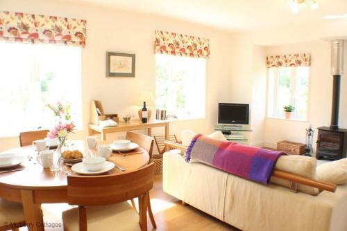 Broomley Cottage