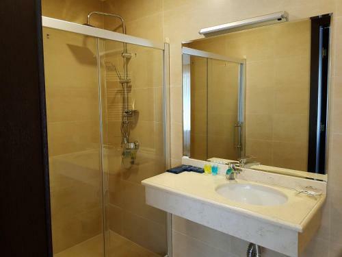 Villa Crystal Town House