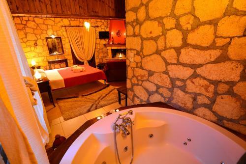 Hostal Xenios Zeys (?????? ????)