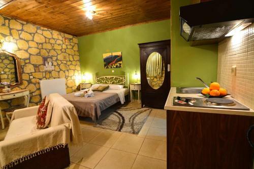 Hostal Xenios Zeys (?????? ????)