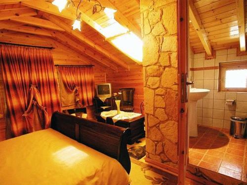 Hostal Dryades Suites