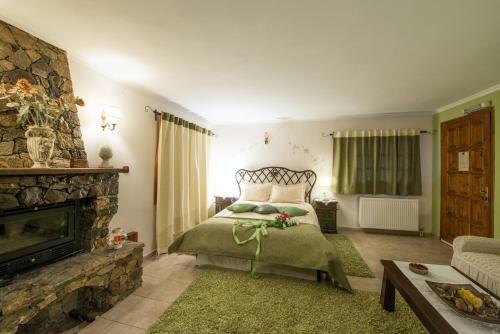 Hostal Dryades Suites