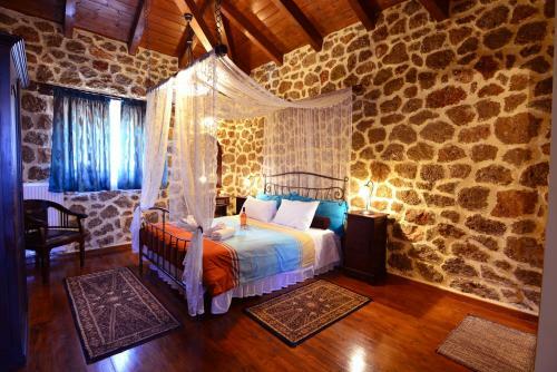 Hostal Filiantra Guesthouse