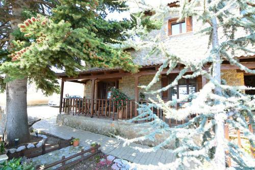 Hostal Filiantra Guesthouse