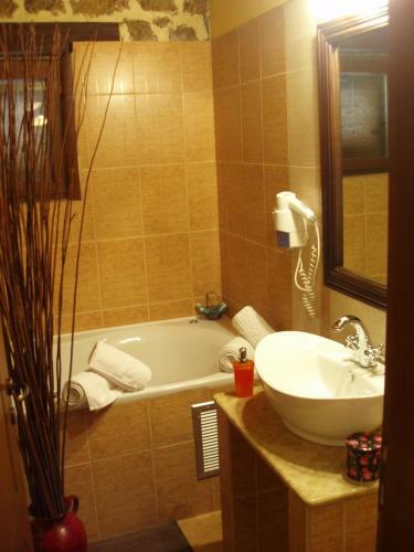 Hostal Filiantra Guesthouse