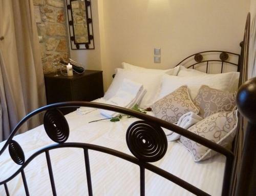 Hostal Paramythenio Guesthouse