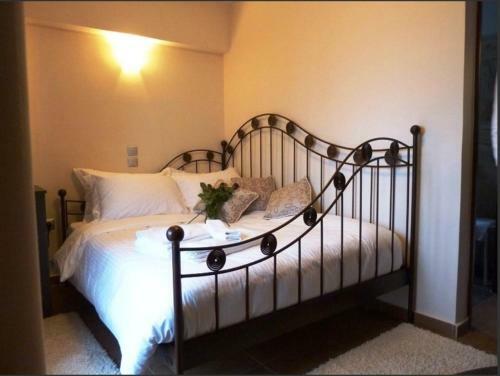 Hostal Paramythenio Guesthouse