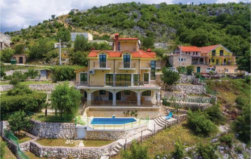 Holiday Home Mirlovic Polje Bb V