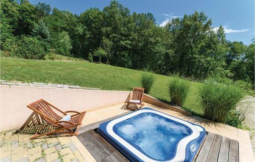 Three-bedroom Holiday Home In Krasic