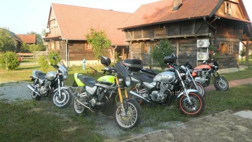 Agroturismo Ekoetno Selo Strug